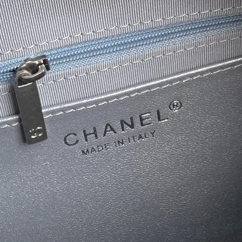 Chanel AS5302 Hobo Lesklá jehněčí kůže & Zlatý tón kovu Stříbrná