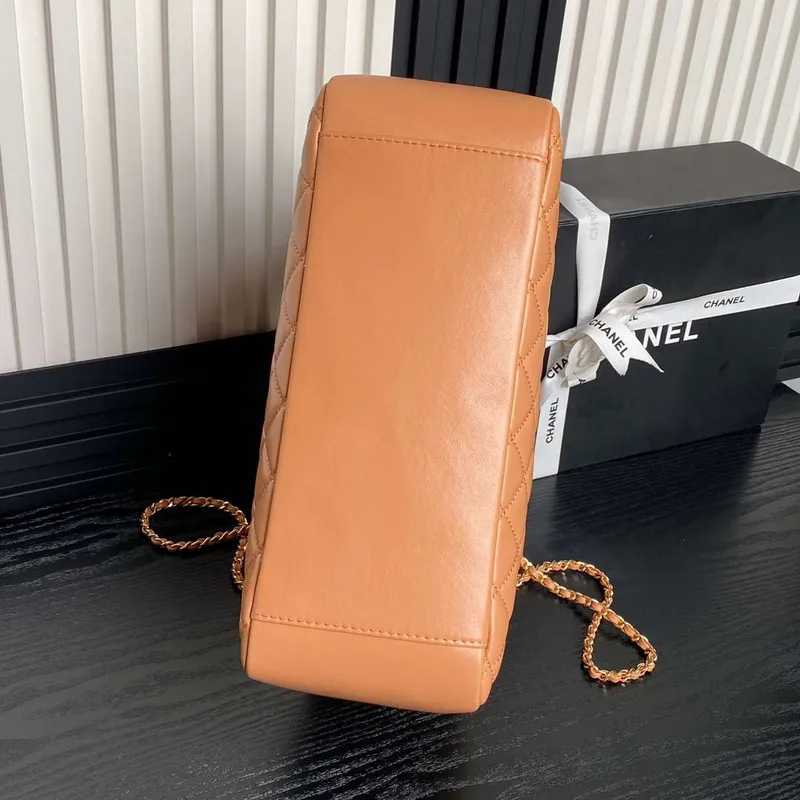 Chanel AS5192 Malá taška lesklá jehněčí kůže & zlatý tón kovu  velbloudí