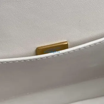 Chanel 25C AS5036 Malá taška z jehněčí kůže & zlatého tónu kovu bílá