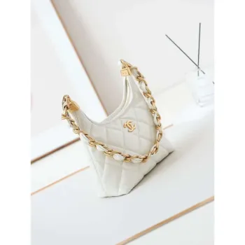 Chanel AS4922 Malá hobo lesklá jehněčí kůže & zlatý tón kovu bílá