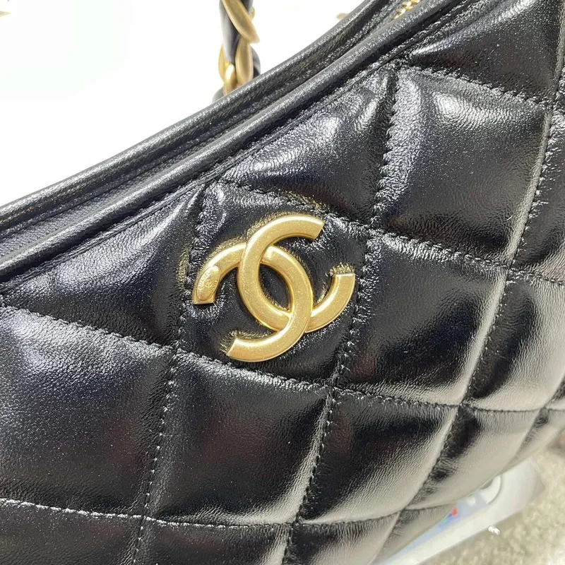 Chanel AS4912 Střední Hobo Lesklá jehněčí kůže & zlatý tón kovu černá