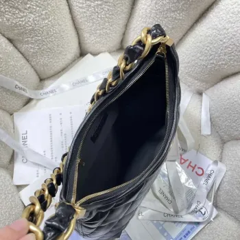 Chanel AS4912 Střední Hobo Lesklá jehněčí kůže & zlatý tón kovu černá