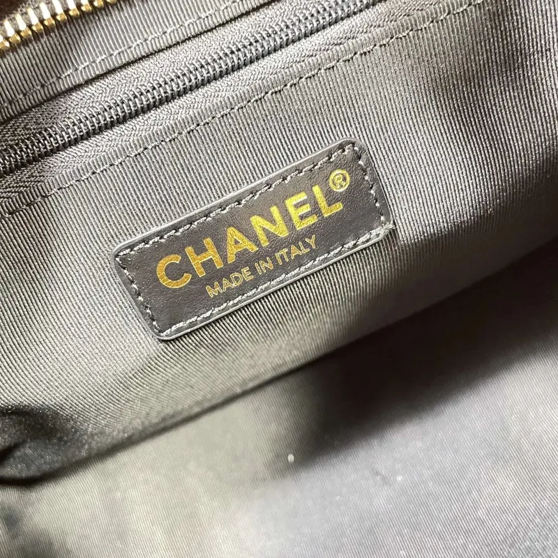 Chanel AS4912 Střední Hobo Lesklá jehněčí kůže & zlatý tón kovu černá