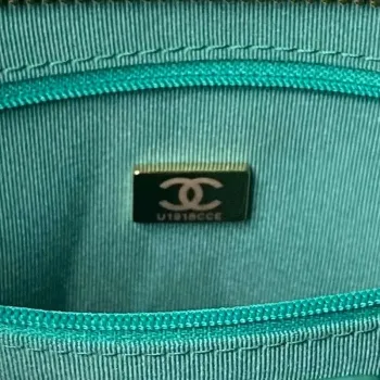 Chanel AS4923 Velká hobo kabelka Lesklá jehněčí kůže & Zlatý tón kovu Tmavě zelená