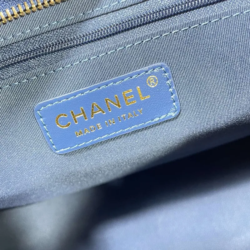Chanel AS4923 Velká Hobo Lesklá Jehněčí Kůže & Zlatý Kov Námořnická Modrá