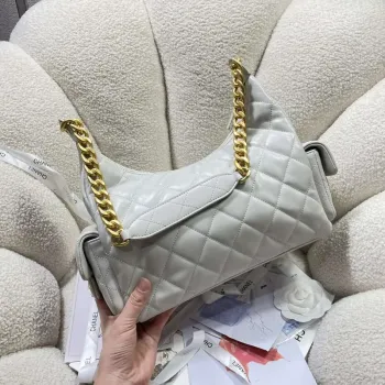 Chanel AS5302 Hobo Lesklá jehněčí kůže & zlatý tón kovu šedá