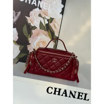 Chanel AS5222 Toaletní taška Lesklá zmačkaná jehněčí kůže & zlatý tón kovu vínově červená