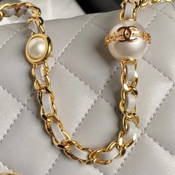 Chanel AP4282 19 Peněženka na řetízku Lesklá jehněčí kůže  Imitace perel a zlatý kov Šedá