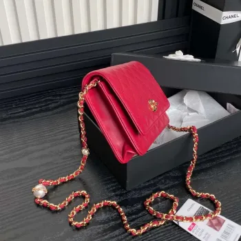 Chanel AP4282 19 Peněženka na řetízku z lesklé jehněčí kůže  Imitace perel a zlatý kov Červená