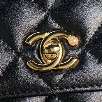 Chanel AP4282 19 Peněženka na řetízku Lesklá jehněčí kůže  Imitace perel a zlatý kov Černá