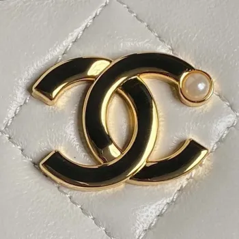 Chanel AP4285 Clutch Pearl s řetízkem Vanity Box taška Bílá