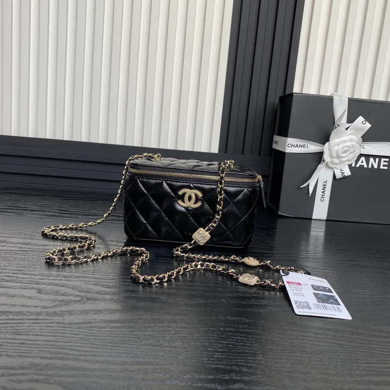 Chanel AP4301 Clutch Embossed Rhinestone s řetízkem Vanity Box taška Černá