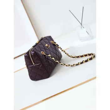 Chanel 24K Nová bowlingová koule z voskované jehněčí kůže AS5152 Vínově červená Zlatá