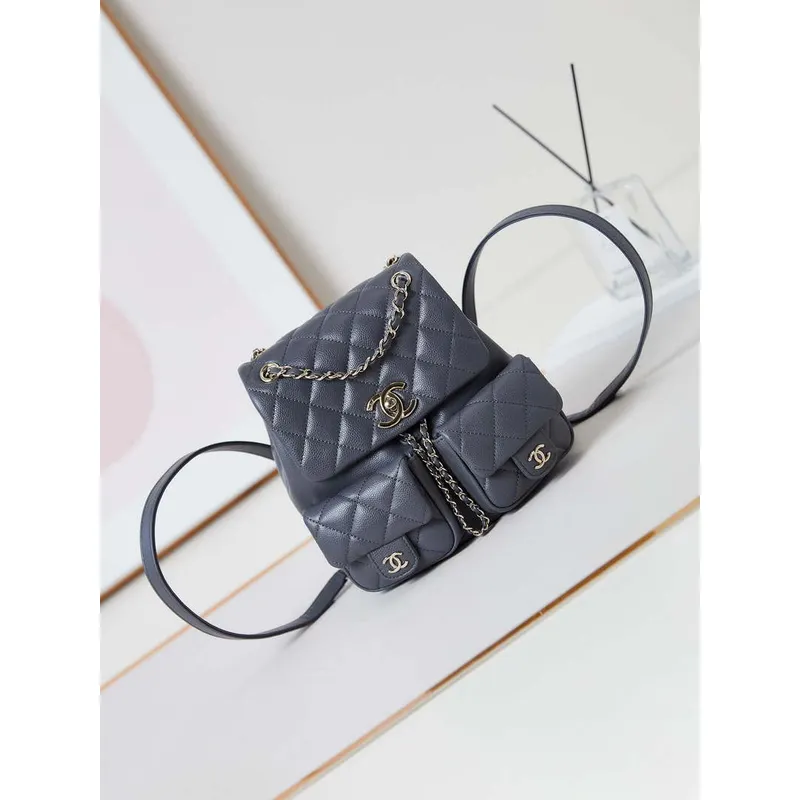 Batoh Chanel AS3860 z lesklé telecí kůže se zrnitým povrchem, zlatá šedá