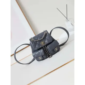 Malý batoh Chanel z lesklé telecí kůže s zrnitým povrchem a zlatými kovovými detaily AS3787 Šedá