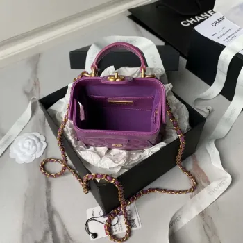 Chanel AS4109 Mini taška s klopou a horním uchem Lesklá jehněčí kůže a zlatý kov Fialová