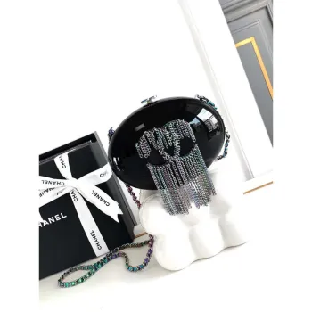 Chanel A88991 Večerní barevná třásňová kabelka s řetízkovými třásněmi CC Oval Minaudiere