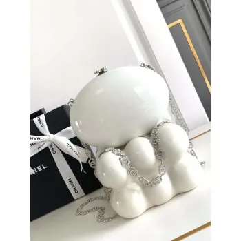 Chanel A88990 Večerní pryskyřičná krystalová řetězová třásně CC oválná minaudiere