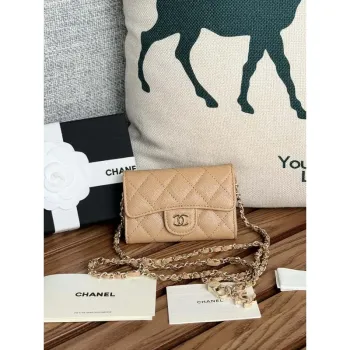 Chanel A81081 Peněženka na řetízku z lesklé telecí kůže v barvě meruňky