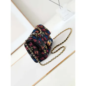 Chanel 24S AS4561 Kabelka s klopou, flitry, zlatý kov, vícebarevné CC LOGO