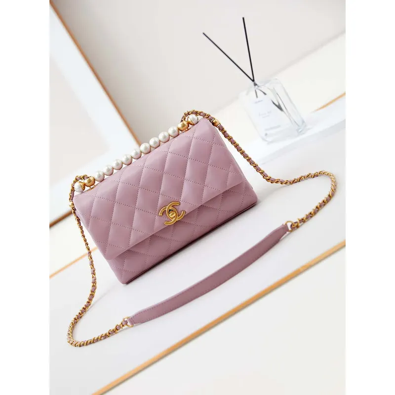 Chanel AS4997 Kabelka s klopou a horním uchem Lesklá jehněčí kůže  Imitace perel a zlatý kov Růžová