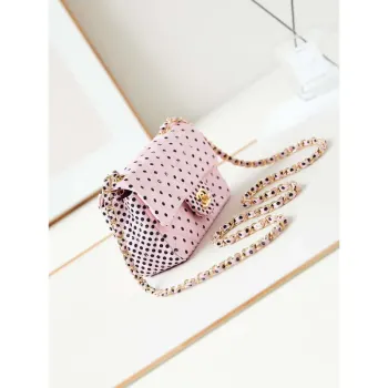 Chanel A69900 24P Mini klopová růžová látka s potiskem bílých kapek deště AS1116