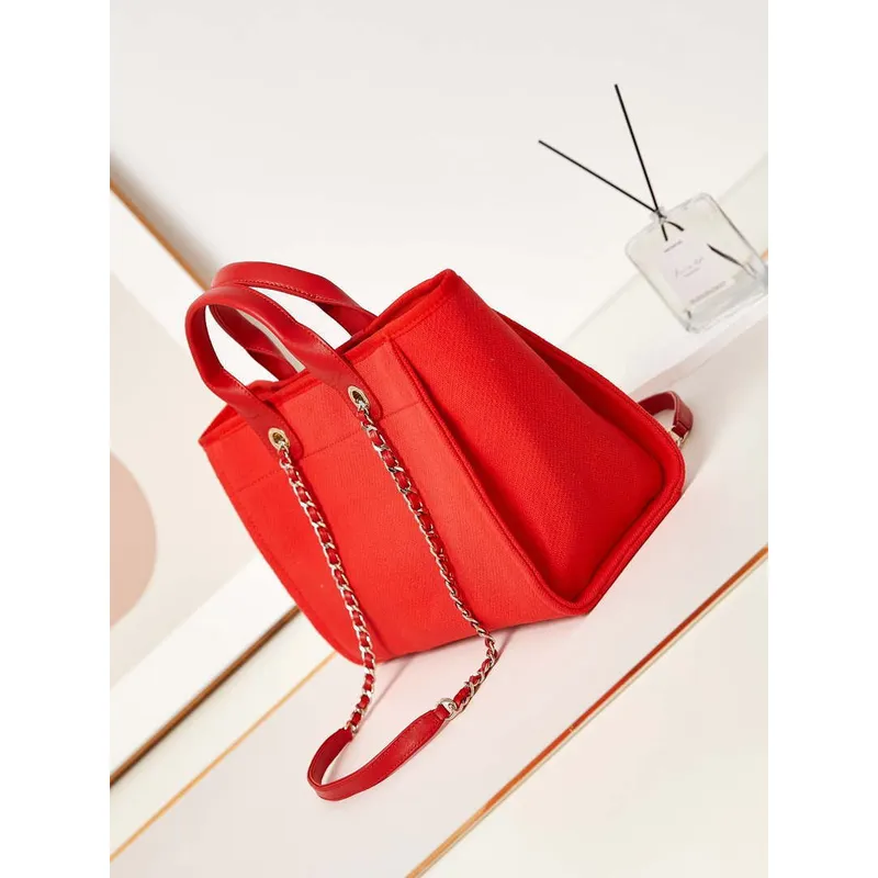 Chanel AS3257 Malá nákupní taška Směs vláken Telecí kůže a zlatý kov Červená