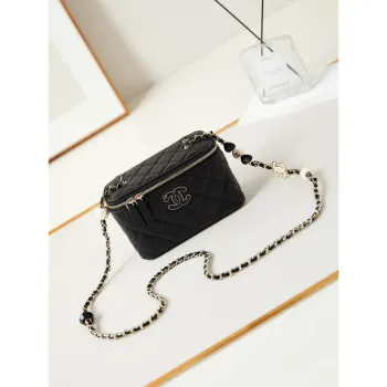 Chanel AP3784 Kabelka s řetízkem a smaltovanou sponou AP3231 Černá