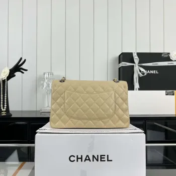 Chanel A01112 Klasická kabelka s klopou Zrnité telecí kůže a stříbrný kov Meruňková