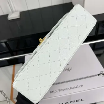 Chanel A01112 Klasická kabelka s klopou Zrnité telecí kůže a zlatý kov Bílá