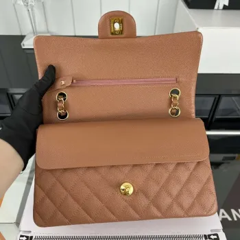 Chanel A01112 Klopová klasická kabelka 11.12 Zrnité telecí kůže a zlatý kov Hnědá