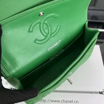 Chanel A01112 Flap Classic 11.12 Kabelka Zrnité telecí kůže a stříbrný kov Kelly Green