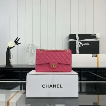 Chanel A01112 Flap Classic 11.12 Kabelka Zrnité telecí kůže a zlatý kov Růžově červená