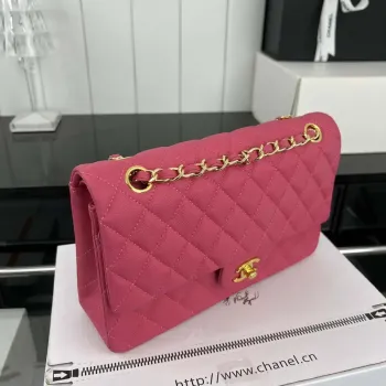 Chanel A01112 Flap Classic 11.12 Kabelka Zrnité telecí kůže a zlatý kov Růžově červená