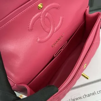 Chanel A01112 Flap Classic 11.12 Kabelka Zrnité telecí kůže a zlatý kov Růžově červená
