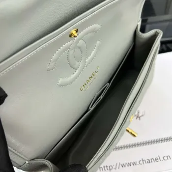 Chanel A01112 Flap Classic 11.12 Kabelka Zrnité telecí kůže a zlatý kov Šedá