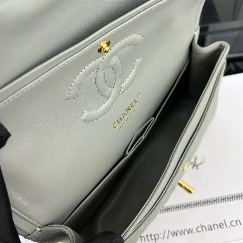 Chanel A01112 Flap Classic 11.12 Kabelka Zrnité telecí kůže a zlatý kov Šedá