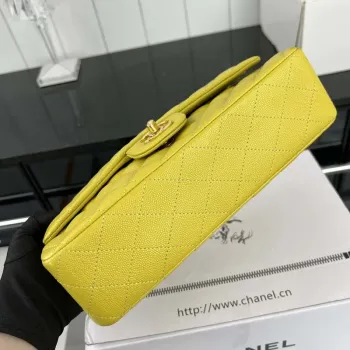Chanel A01112 Klopová klasická kabelka 11.12 Zrnité telecí kůže a zlatý kov Žlutá