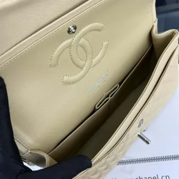 Chanel A01112 Klopová klasická kabelka 11.12 Zrnité telecí kůže a stříbrný kov Meruňková