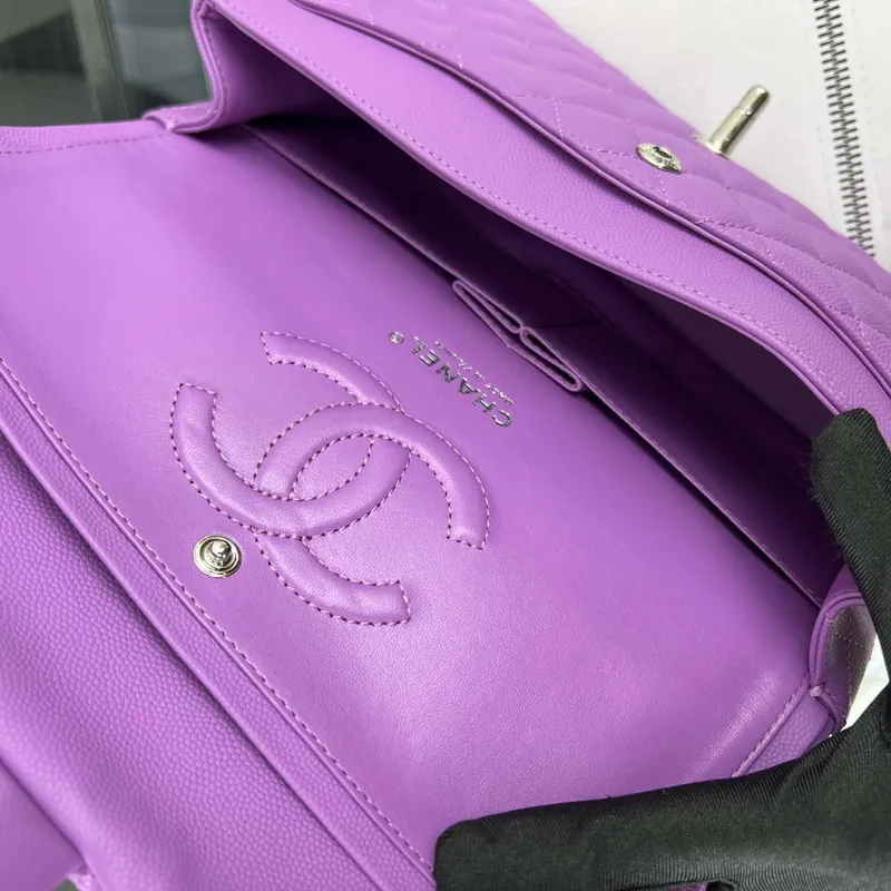 Chanel A01112 Flap Classic 11.12 Kabelka Zrnité telecí kůže a stříbrný kov Orchidej