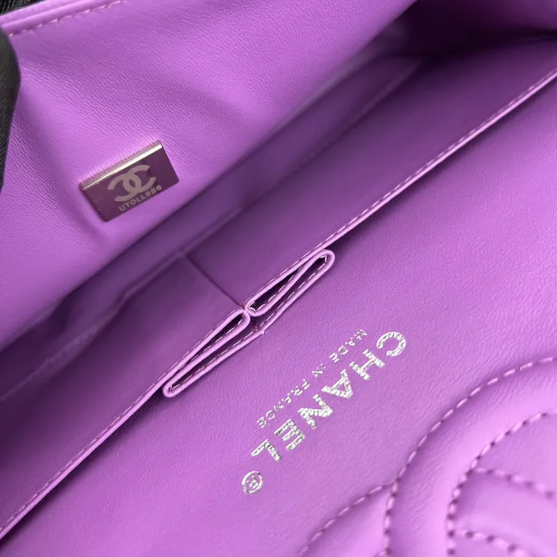 Chanel A01112 Flap Classic 11.12 Kabelka Zrnité telecí kůže a stříbrný kov Orchidej