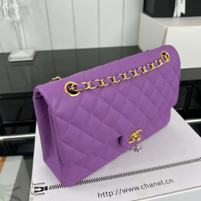 Chanel A01112 Klopová klasická kabelka 11.12 Zrnité telecí kůže a zlatý kov Orchidej