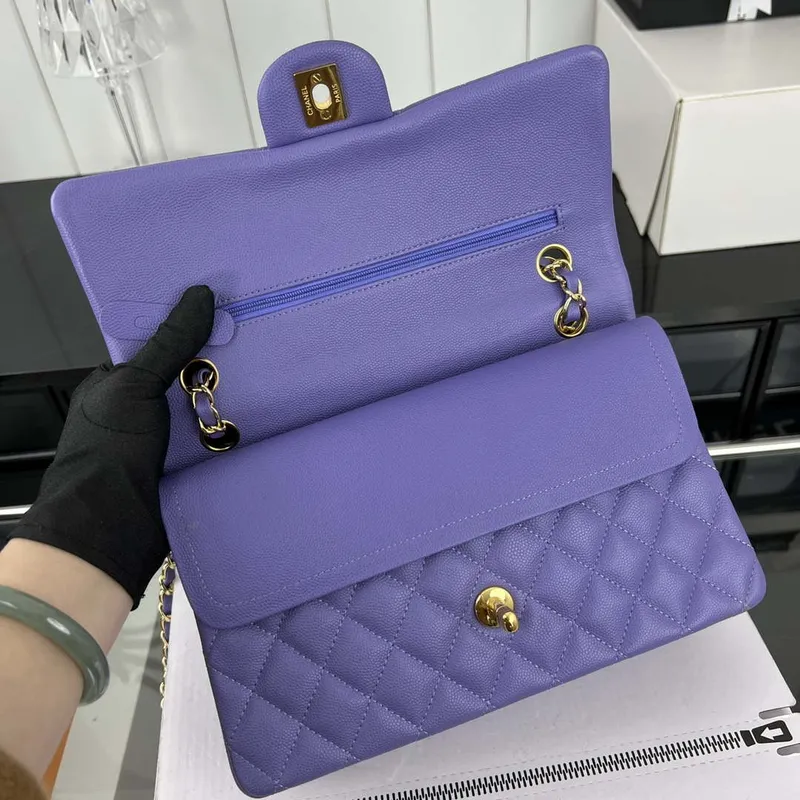 Chanel A01112 Klopová klasická kabelka 11.12 Zrnité telecí kůže a zlatý kov Fialová