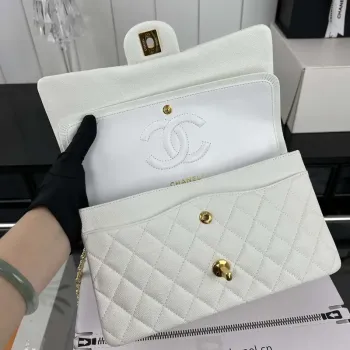 Chanel A01112 Klopová klasická kabelka 11.12 Zrnité telecí kůže a zlatý kov Bílá