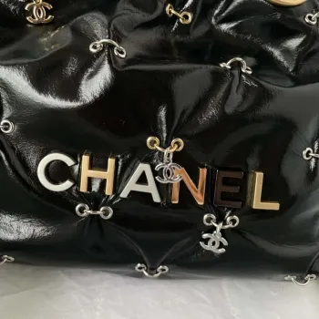 Chanel 22 Mini kabelka AS3980 Lesklá telecí kůže a zlatý kov s ozdobami