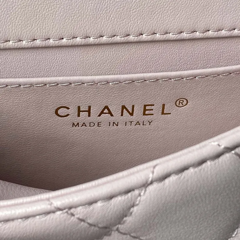 Chanel AS4847 Mini taška s klopou a horním uchem, růžová