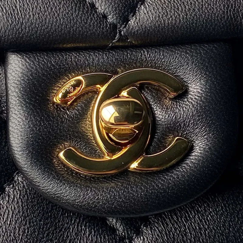 Chanel AS4847 Mini Flap taška s horním uchem Černá