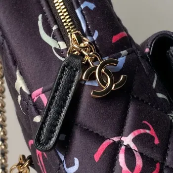 Chanel Ap3753 CLASSIC MINI Potiskovaná látka a zlatý kov Černá a vícebarevná