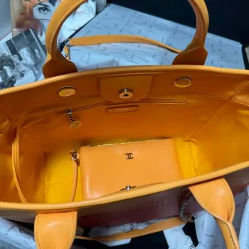 Chanel AS3351 Nákupní taška Stínovaná telecí kůže a stříbrný kov Oranžová korálová a růžová