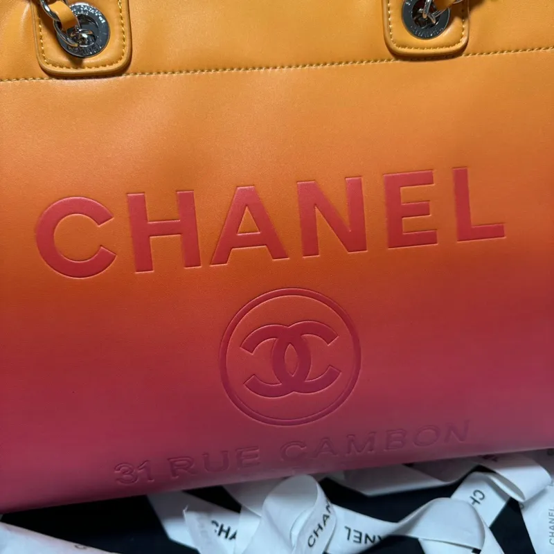Chanel AS3351 Nákupní taška Stínovaná telecí kůže a stříbrný kov Oranžová korálová a růžová